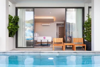 デラックス・プールアクセス — Anona Beachfront Phuket Resort
