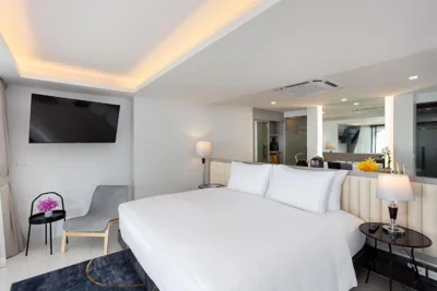 オーシャンフロントテラススイート — Anona Beachfront Phuket Resort